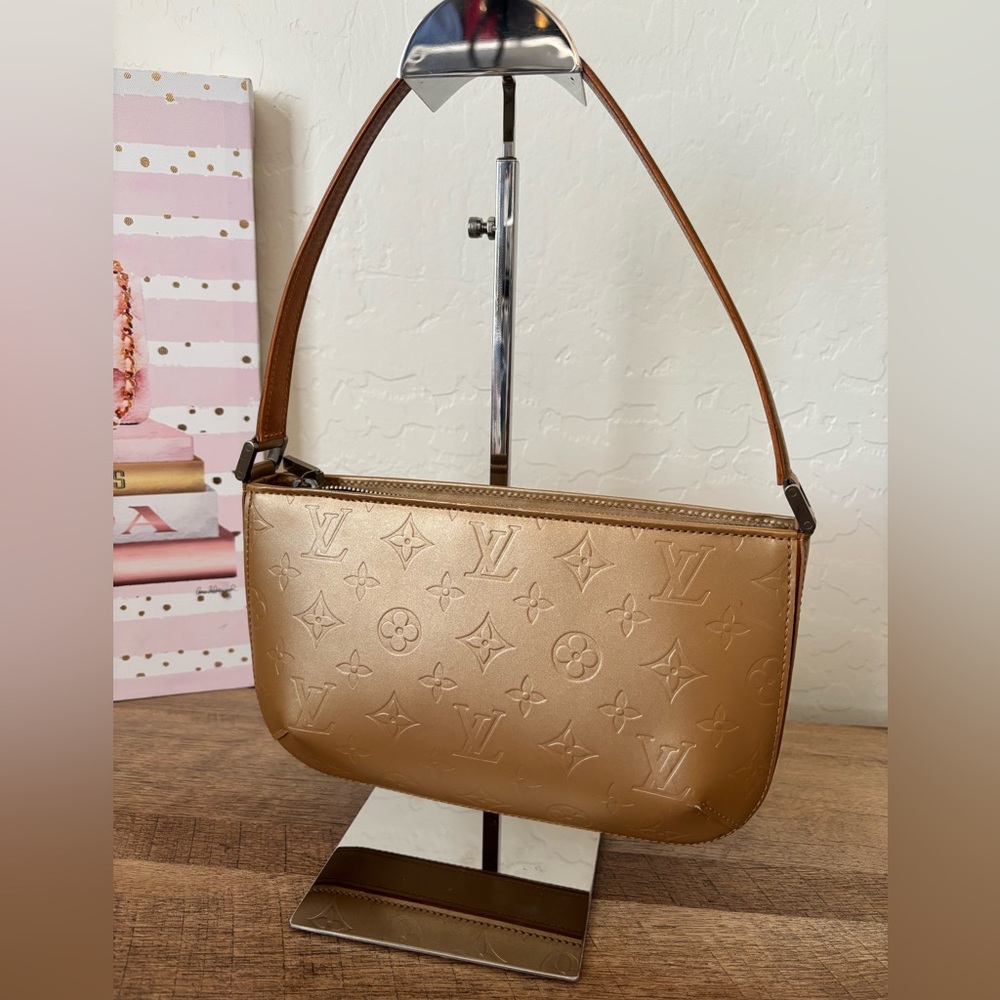 Louis Vuitton Pochette Fowler Matt Bronze / Structured Design